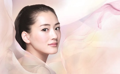 SK-II「極上‧女神鑽白光蘊」榮耀誕生