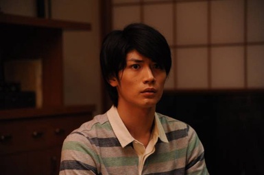 岡田准一「爸」氣十足  讓三浦春馬想到就哭