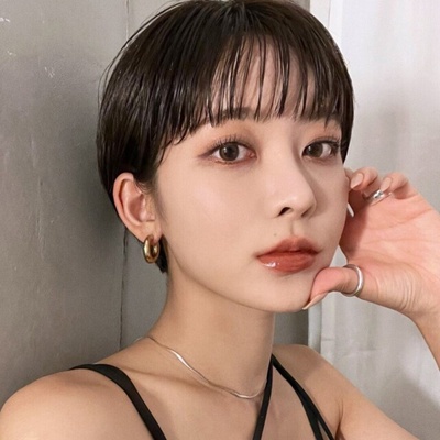 2026耳上短髮推薦：女孩必剪15款日韓系極短髮範本！臉型、厚度、瀏海選擇
