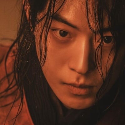 Netflix《鬼謎東宮》劇情看點&角色介紹：南柱赫化身神秘驅魔師，攜盧允瑞揭開驚悚詛咒