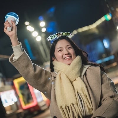 你能接受「偶像談戀愛」嗎？偶像產業的戀愛幻想 vs. 私人生活，兩派觀點掀論戰！