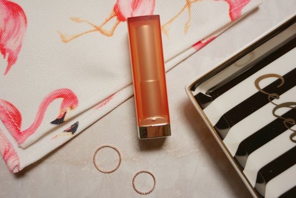 ｜大魚專欄｜不只是傳說是真的永遠都在空貨架的焦糖裸❤Maybelline 極綻色柔霧花蜜唇膏