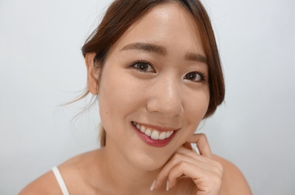 ｜鄭雅勻專欄｜化妝新手必學！超詳盡優雅粉紫妝教學～