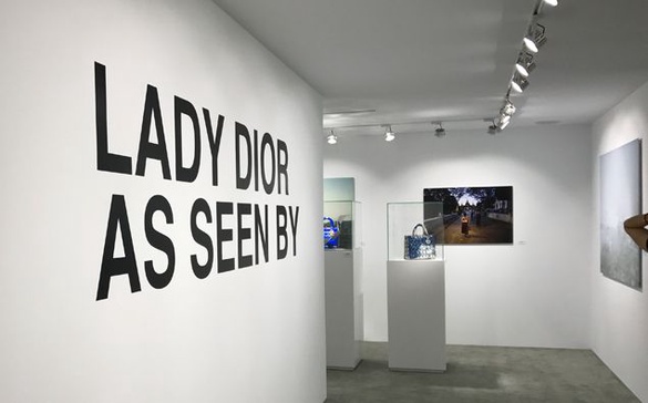 「LADY DIOR AS SEEN BY 藝術展」免費入場！以獨特作品慶祝Dior 70周年