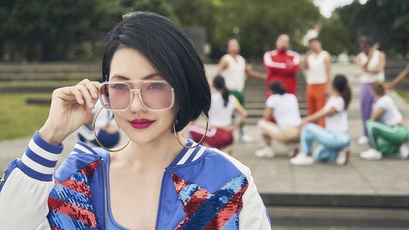 不只《早晨瑜伽》，俏皮女聲專門戶小S合唱的這些曲目都大紅！