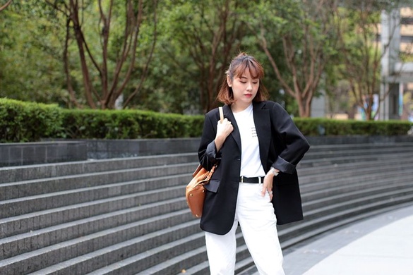 【OUTFIT】學韓妞這樣穿，春季西裝外套各種風格穿搭!
