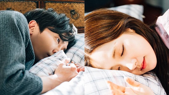 《她的私生活》5、6集金材昱3點識破朴敏英迷妹身分！耳吻、床咚、手拉手，就是忘不了妳的眼