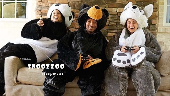 再也不怕冷！SnooZzoo超保暖「熊貓睡衣」，還有多款動物造型，包覆全身超溫暖～