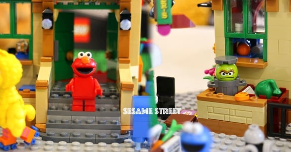 重現芝麻街！樂高推出「123 Sesame Street 芝麻街123號」，Elmo、餅乾怪獸變成樂高人