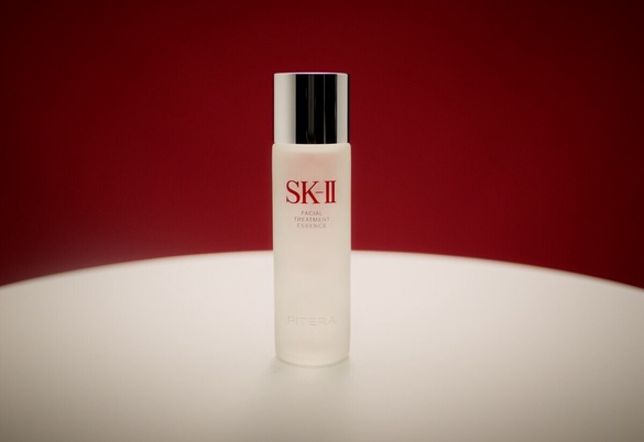 年末再忙也要維持滿格美肌力！SK-II青春露 x MAISON KITSUNÉ 限量版小狐狸人人瘋搶