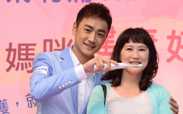 林佑威向母示愛「母親節禮物絕不手軟」