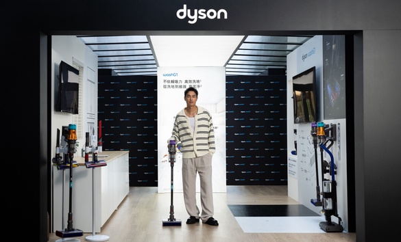 Dyson科技體驗屋快閃信義香堤 愛家好男人楊祐寧擔任一日店長 親身分享獨門清潔技巧