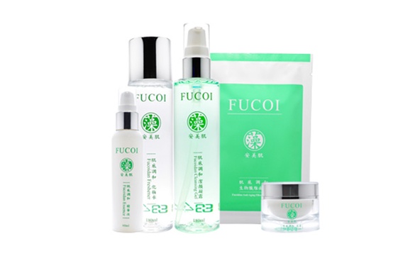 Fucoi 海洋奇肌輕爽一夏，褐藻醣膠打造專屬美麗！
