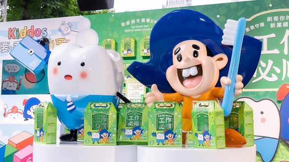 「職場守護神」來了！P&amp;P得力淨攜手國民零食乖乖，打造「工作必順包」綠色療癒體驗！