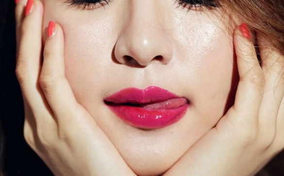笑起來更美的秘密！想讓唇彩看起來更美靠「大師級唇部妝法」