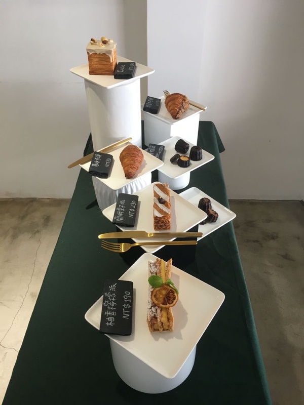 超人氣ButterFried烘焙工作室每日新鮮製作麵包、甜點，可頌麵包、可麗露都超推薦！
