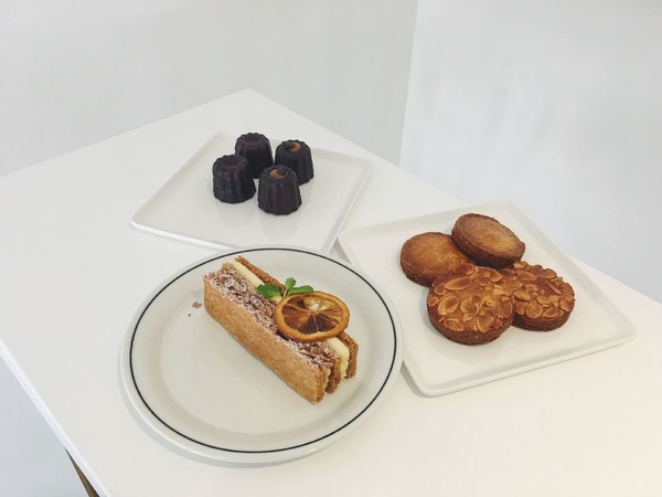 超人氣ButterFried烘焙工作室每日新鮮製作麵包、甜點，可頌麵包、可麗露都超推薦！