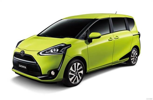 萊爾富推出限量百元「30周年禮物袋」，有機會得到TOYOTA、LV、iphone等多項大獎！