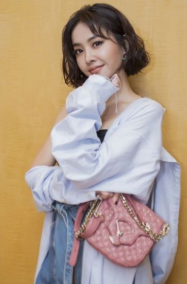 蔡依林《紅衣女孩》黑髮超清純！蔡依林詮釋短髮、中長髮、長髮，黑髮不沉重關鍵