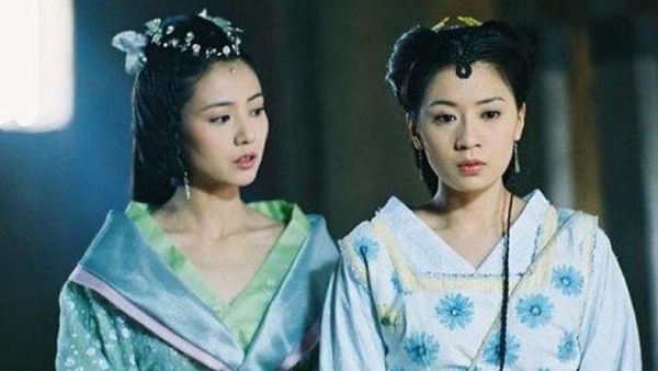 高圓圓當媽賈靜雯最開心！17年閨密情兩人合作四部戲，三部演情敵，圓圓只贏了一次