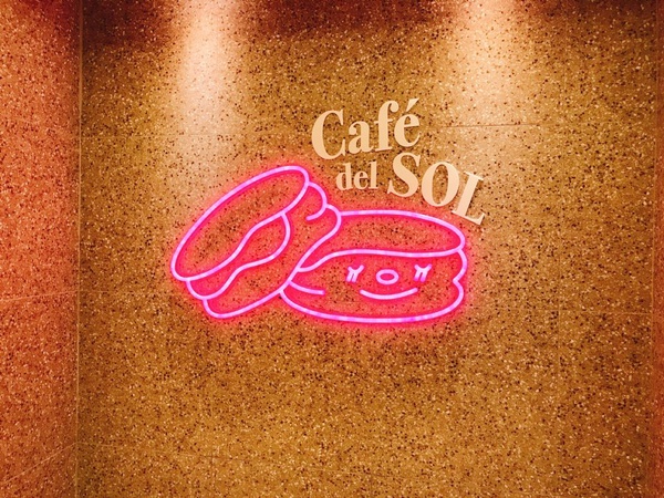日本福岡人氣鬆餅名店「Café del SOL」推期間限定「楓糖桂花釀鬆餅」，還有新口味的義大利麵也別錯過！