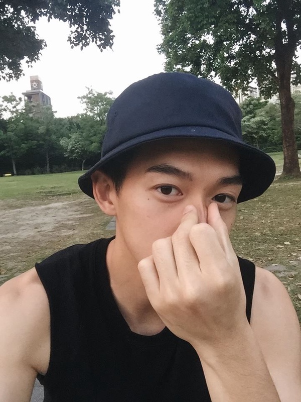 《與惡》冷血殺人犯李曉明，演員王可元私下超大反差，戲外竟是陽光大男孩！