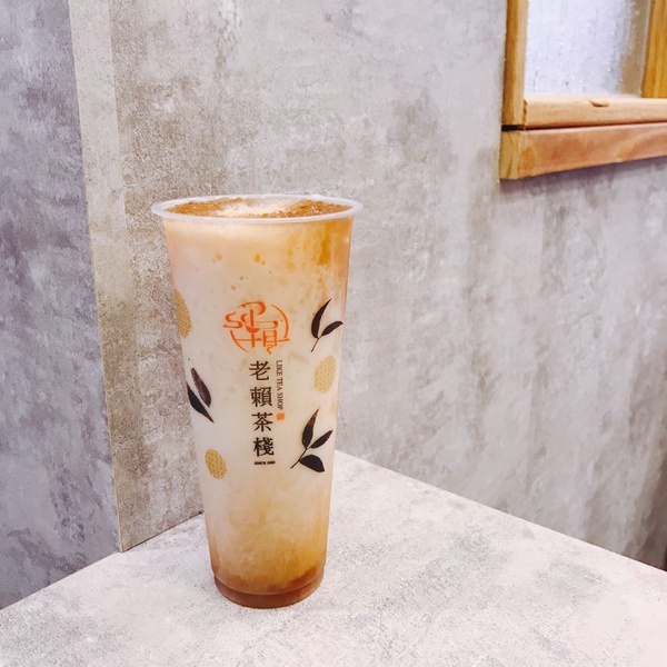 台中知名「老賴茶棧」台北也喝得到了！招牌奶茶、豆香紅茶、黑糖珍珠都是老賴茶棧必點