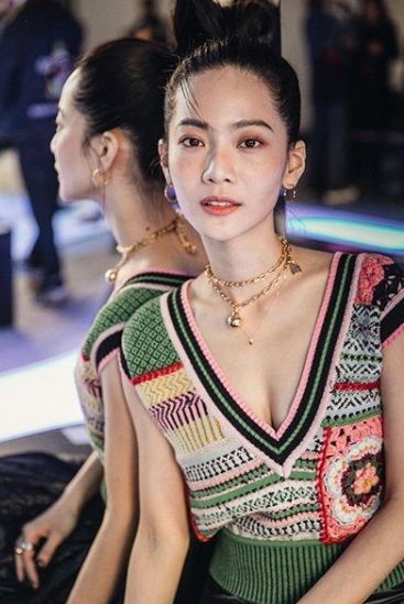 曾之喬胸型超美！親授胸型不外擴、不下垂方法，2日常動作改善超大