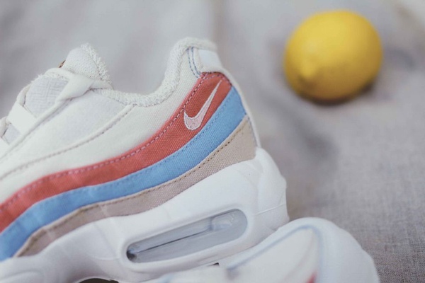 New Balance 997H七夕特別版，IU少女配色加持！加碼推薦2019春夏粉嫩球鞋！