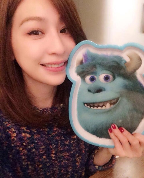 明星自拍騙讚不是犯罪，童心未泯賣萌才犯規啊～