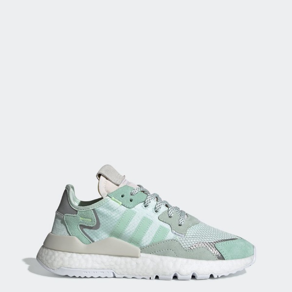adidas推出「Nite Jogger夜光鞋款」！「霧粉、果綠」夢幻糖果色，堪稱最美夜跑鞋。