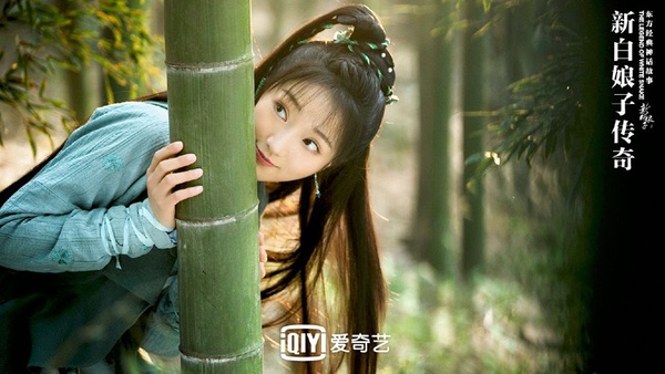 《新白娘子傳奇》小青蛇美成仙！肖燕也是《招搖》琴芷嫣，16張古裝美照合集
