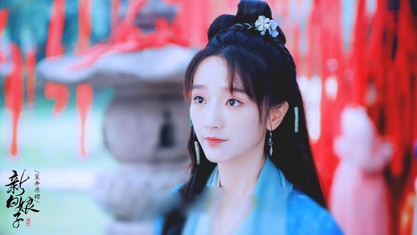 《新白娘子傳奇》小青蛇美成仙！肖燕也是《招搖》琴芷嫣，16張古裝美照合集