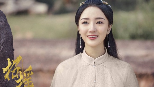 《新白娘子傳奇》小青蛇美成仙！肖燕也是《招搖》琴芷嫣，16張古裝美照合集