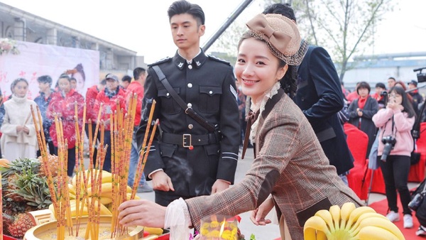 《新白娘子傳奇》小青蛇美成仙！肖燕也是《招搖》琴芷嫣，16張古裝美照合集