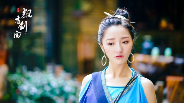 《新白娘子傳奇》小青蛇美成仙！肖燕也是《招搖》琴芷嫣，16張古裝美照合集