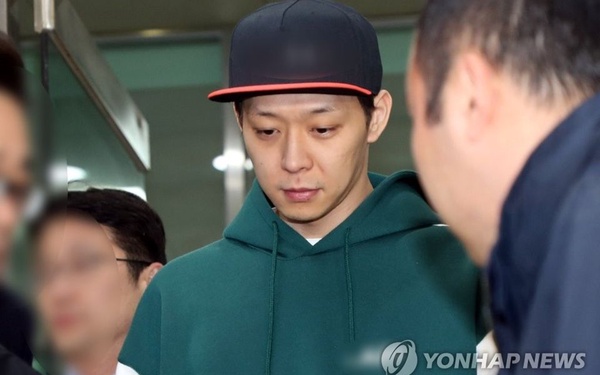 勝利性犯罪風波延燒!從鄭俊英、勝利到朴有天都退圈了,自毀前程的韓星還有他們!