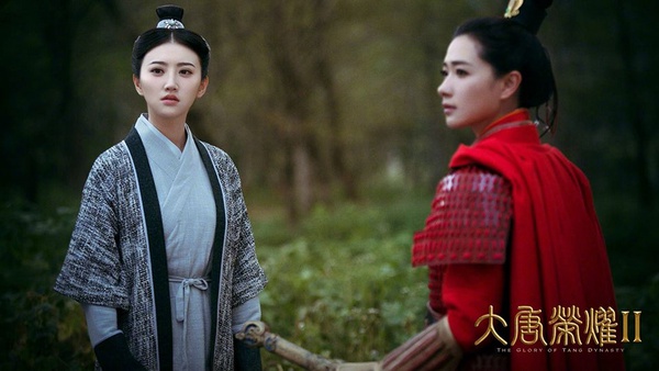 10位女扮男裝的女星誰最強！趙麗穎真Man、熱巴意外帥氣，其它分明就是女生