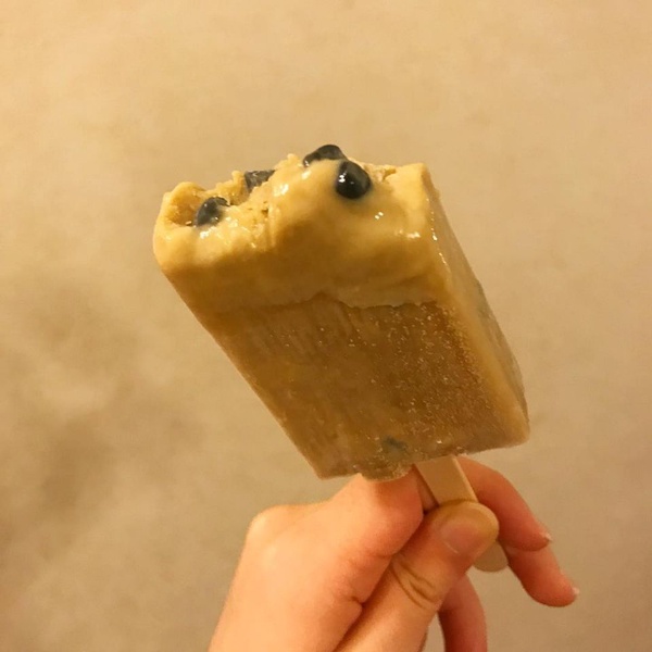 讓日本人瘋狂的Hanako台灣風味「鐵觀音珍奶雪糕」！濃郁的鐵觀音奶茶加入QQ珍珠，讓人吃了好上癮～