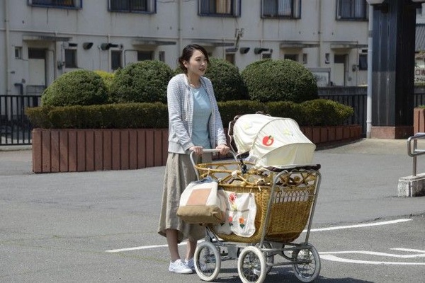 新垣結衣當媽了？不怕毀玉女形象獲好評