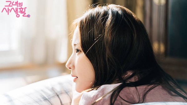 《她的私生活》7、8集金材昱3招霸氣護朴敏英！Kiss戲讓全網崩潰，四角戀開啟