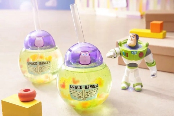 香港迪士尼夏限定「Pixar水花大街派對」即將登場！《玩具總動員》全新角色、噴水花車絕不能錯過！