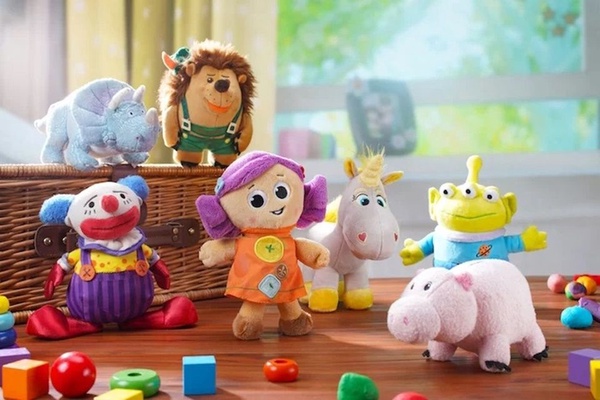 香港迪士尼夏限定「Pixar水花大街派對」即將登場！《玩具總動員》全新角色、噴水花車絕不能錯過！