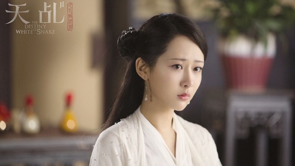 《白娘子》小青為白素貞黑化美炸！5版青蛇與白蛇，楊紫俏麗可愛，最後一版超妖豔
