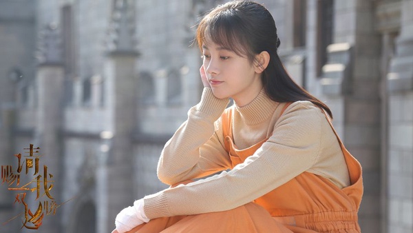 楊冪《築夢情緣》瀏海造型超搶戲！盤點10位民國劇女神，鄭爽簡直美出天際
