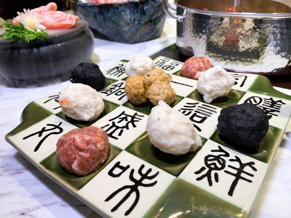 全新二代店「新這一鍋」高CP值平價路線，鍋底費降價，還多了自助吧、霜淇淋吃到飽！