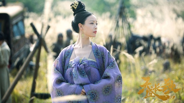 吳謹言唐朝古裝美翻天！網評7位唐裝美人，彭小苒甜美、范冰冰絕對是經典
