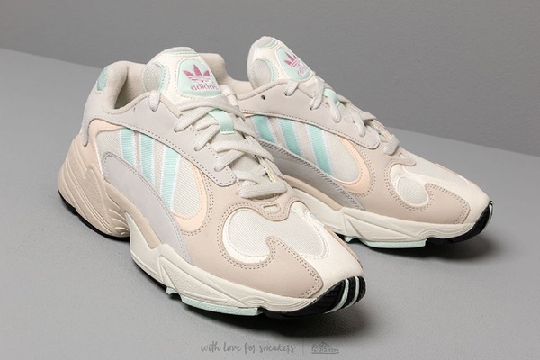 Adidas Originals YUNG-1新色報到！冰川藍及薄荷綠配色超討喜～夏日的老爹鞋又有新選擇了！