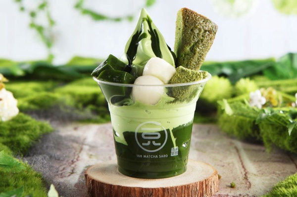 一〇八抹茶茶廊推出「抹茶控系列」，濃郁豪華的「抹茶控刨冰聖代」、「抹茶控刨冰」即日起開賣！