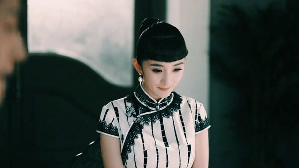 楊冪旗下7位藝人都是腿精！曾經的美腿NO. 1迪麗熱巴也甘拜下風